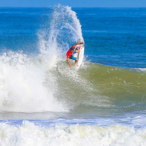 Image post by @wsl.qs on Instagram