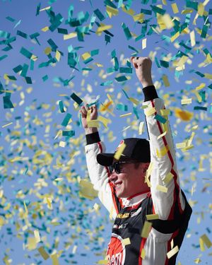 Image post by @phoenixraceway on Instagram