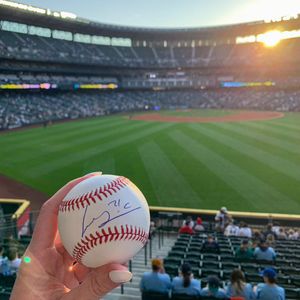 Image post by @Mariners on Twitter