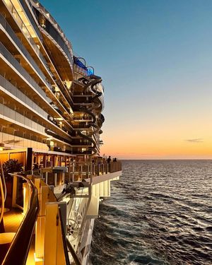 Image post by @norwegiancruiseline on Instagram
