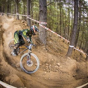 Image post by @foxmtb on Instagram