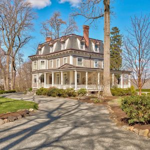 Image post by @christiesrealestate on Instagram