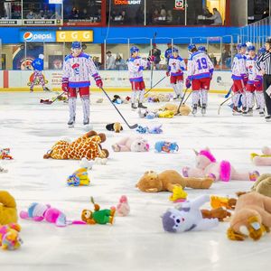 Image post by @bucshockey on Instagram