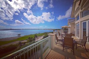 Image post by @christiesrealestate on Instagram