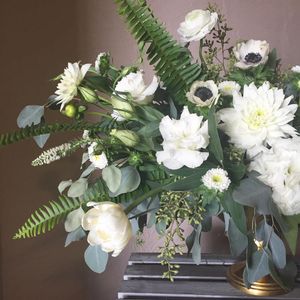 Image post by @thebloombartx on Instagram