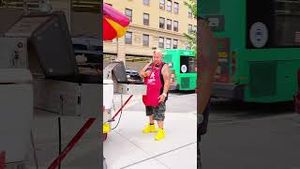 Video post by @marquetteu on YouTube
