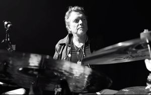 Image post by @defleppard on Instagram