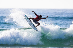 Image post by @wsl.qs on Instagram