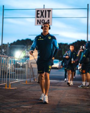 Image post by @theparraeels on Instagram