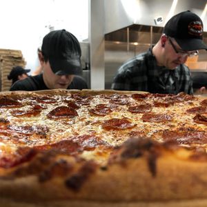 Image post by @parryspizza on Instagram