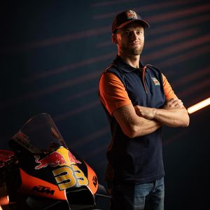 Image post by @redbullshop on Instagram