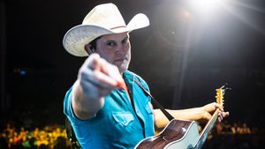 Image post by @jonpardi on Instagram