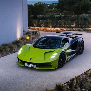 Image post by @lotuscars on Instagram