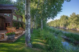 Image post by @christiesrealestate on Instagram