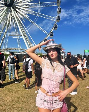 Image post by @alyjofficial on Instagram