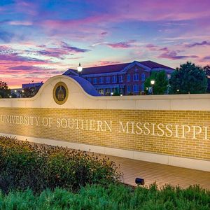 Image post by @officialsouthernmiss on Instagram