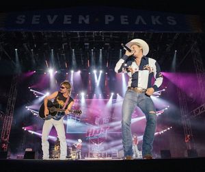 Image post by @jonpardi on Instagram