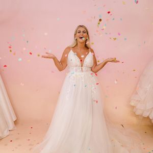 Image post by @theknot on Instagram
