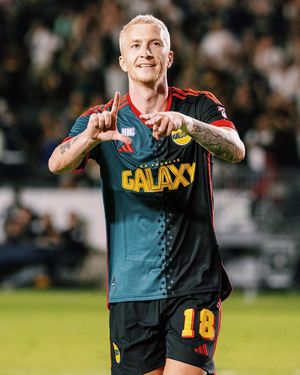 Image post by @football__hqs on Instagram