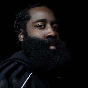 Image post by @adidasHoops on Twitter