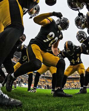 Image post by @lossteelers on Instagram