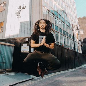 Image post by @steveaoki on Instagram