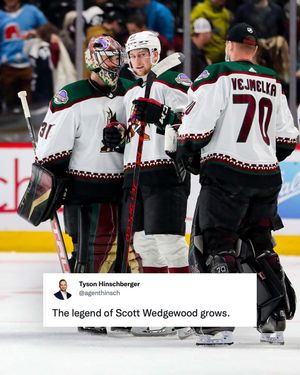 Image post by @arizonacoyotes on Twitter