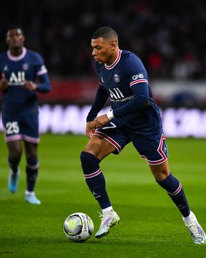 Image post by @psg on Instagram