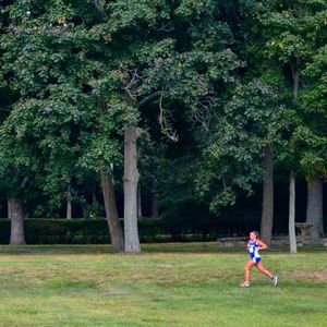 Image post by @hofstratrackxc on Instagram