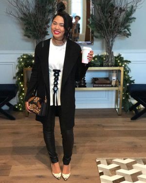 Image post by @ayeshacurry on Instagram