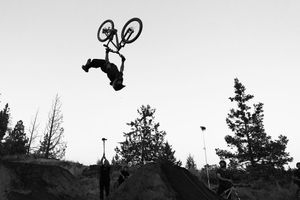 Image post by @foxmtb on Instagram