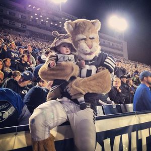 Image post by @cosmo_cougar on Instagram