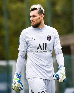 Image post by @psg on Instagram