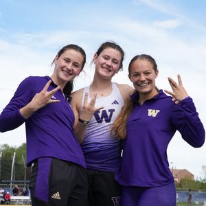 Image post by @UWAthletics on Twitter