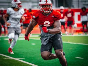 Image post by @uiw_football on Instagram