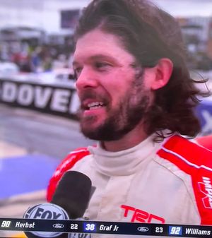 Image post by @HarrisLue on Twitter