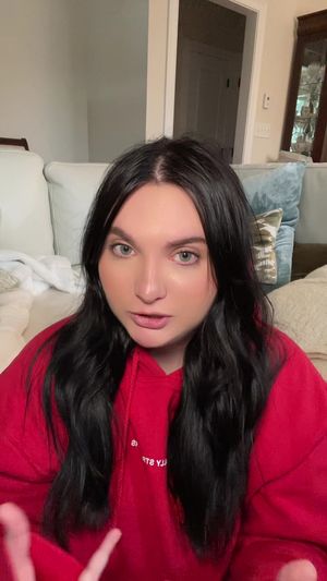 Video post by @hollymillenium on TikTok