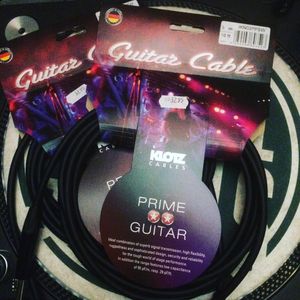 Image post by @bagoftrix on Instagram