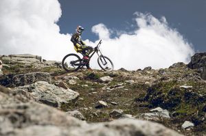 Image post by @foxmtb on Instagram