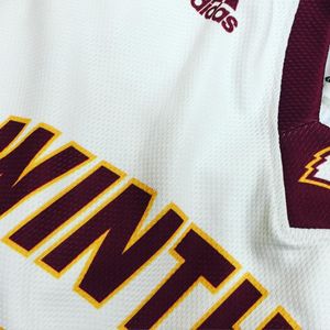Image post by @winthroplax on Instagram