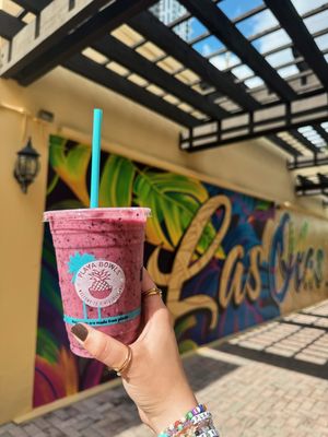 Image post by @playabowls on Instagram