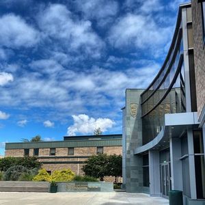 Image post by @hofstrau on Instagram
