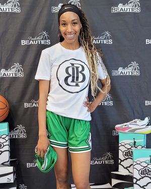 Image post by @basketballbeautiesleague on Instagram