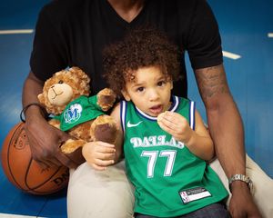Image post by @dallasmavsshop on Instagram