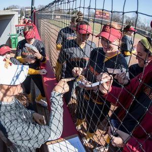 Image post by @iowastatesoftball on Instagram