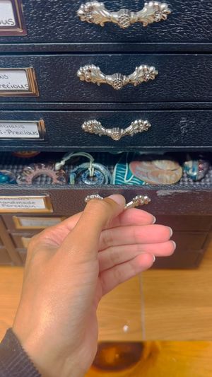 Video post by @beadcache on Instagram