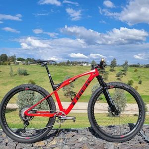 Image post by @esigrips on Instagram
