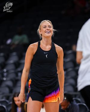 Image post by @phoenixmercury on Instagram