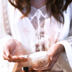 Image post by @olay on Instagram