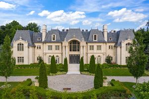 Image post by @christiesrealestate on Instagram